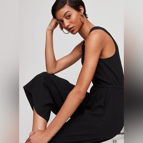 ❣️SOLD❣️Aritzia Babaton Marcus Black Jumpsuit Size 2 - Picture 3 of 10